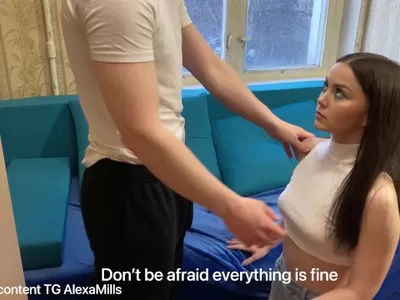 Үй шаруасындағы әйелдің видеосы